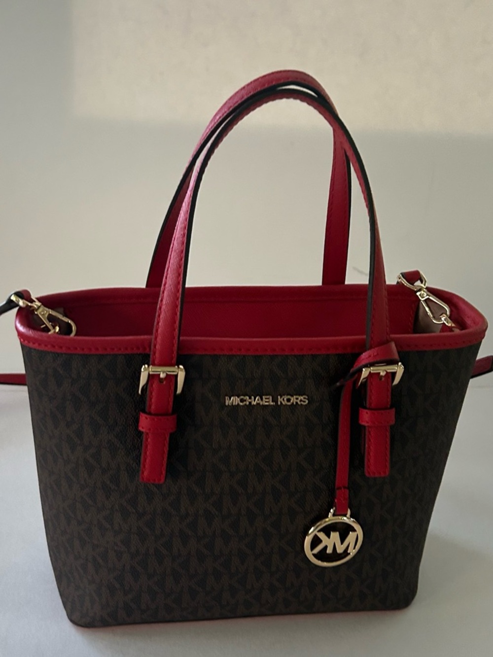 Michael Kors Jet Set Brown Red Signature Tote Crossbody Bag Gold Hardware logo - Picture 11 of 11